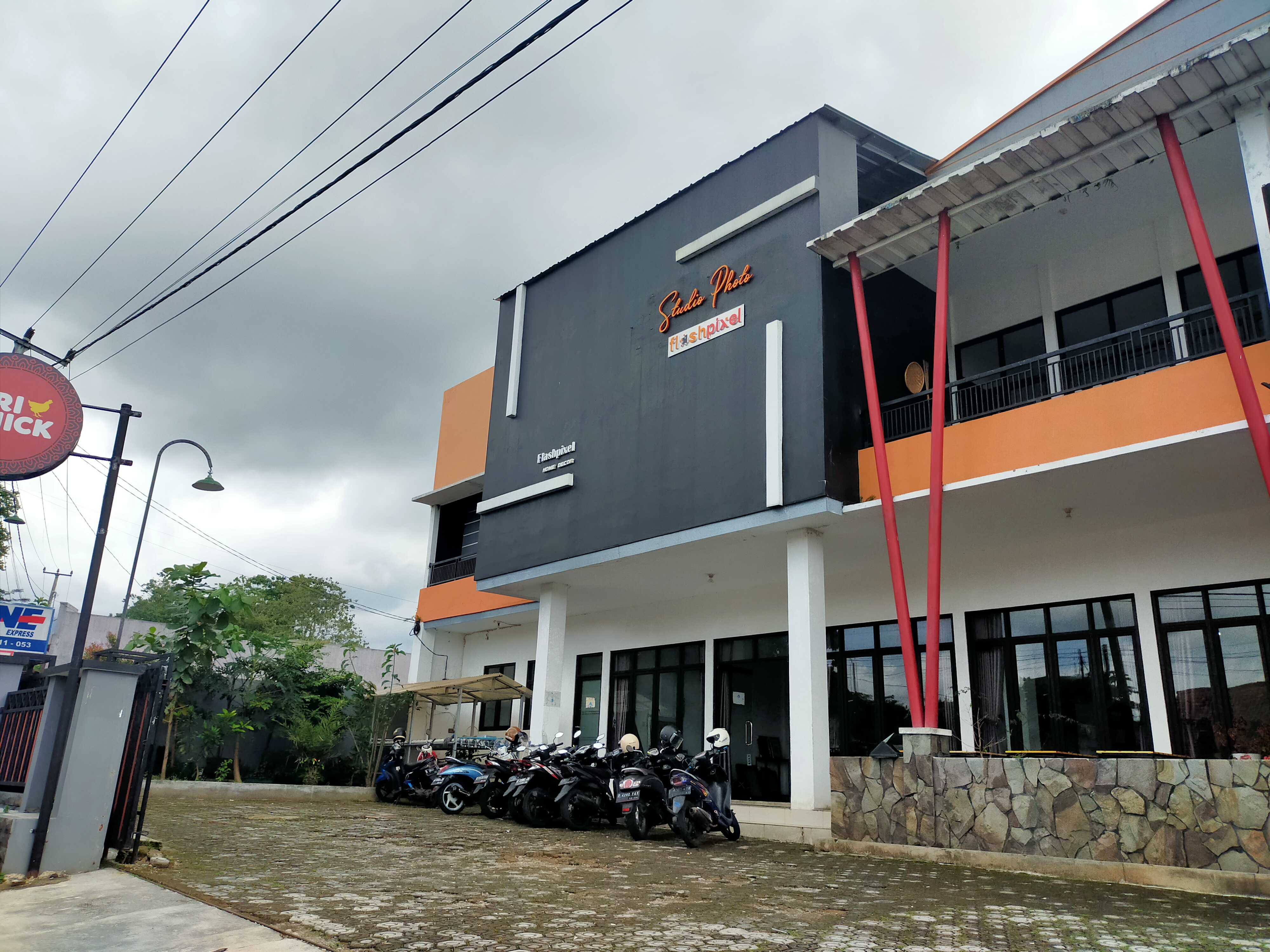 Studio Kuningan (Ahmad Yani)