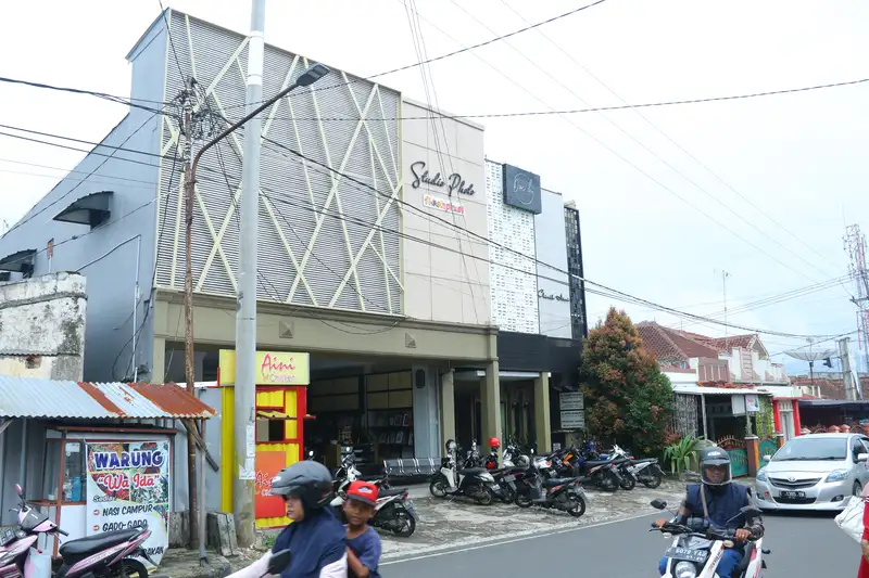 Studio Kuningan (Ajid)